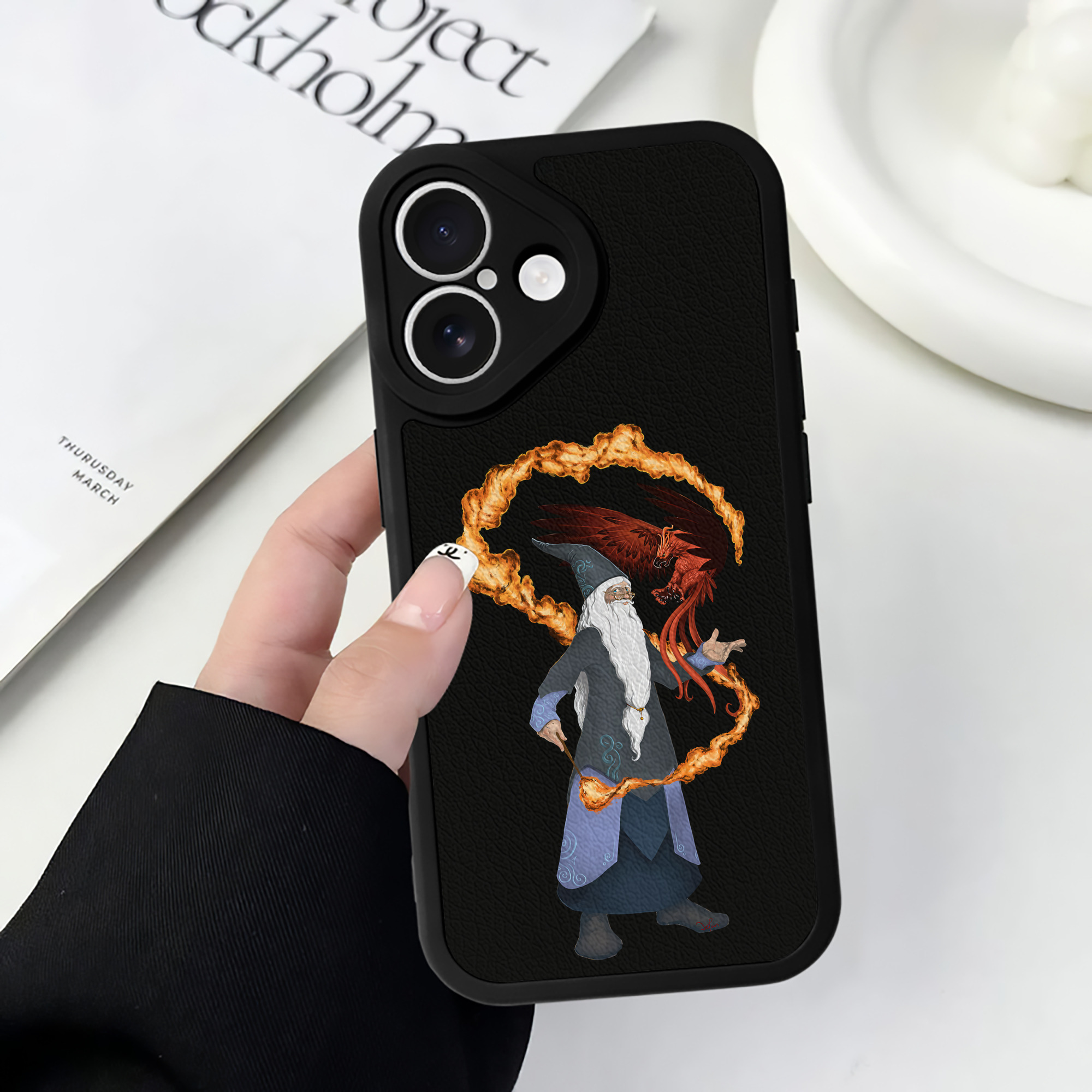 （画像用） Harry Potter ハリー・ポッターシリーズ 【iPhone 16シリーズ対応】シリコンスマホケース（レザー調） 材質：シリコン